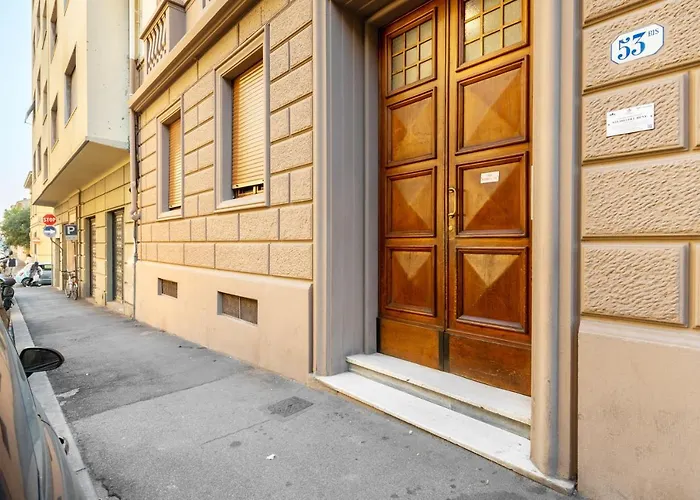 Doni Quiet And Comfortable Apartament With Balcony